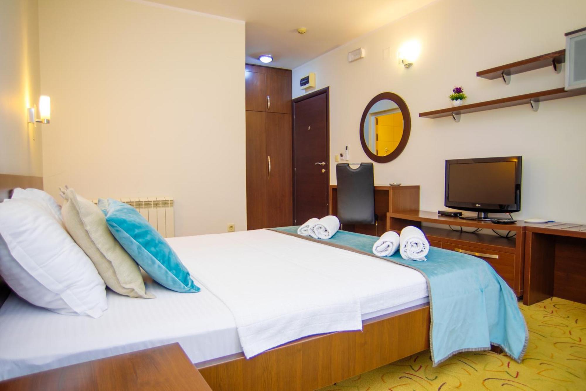 Hotel Odissey Jaz Budva Exterior foto